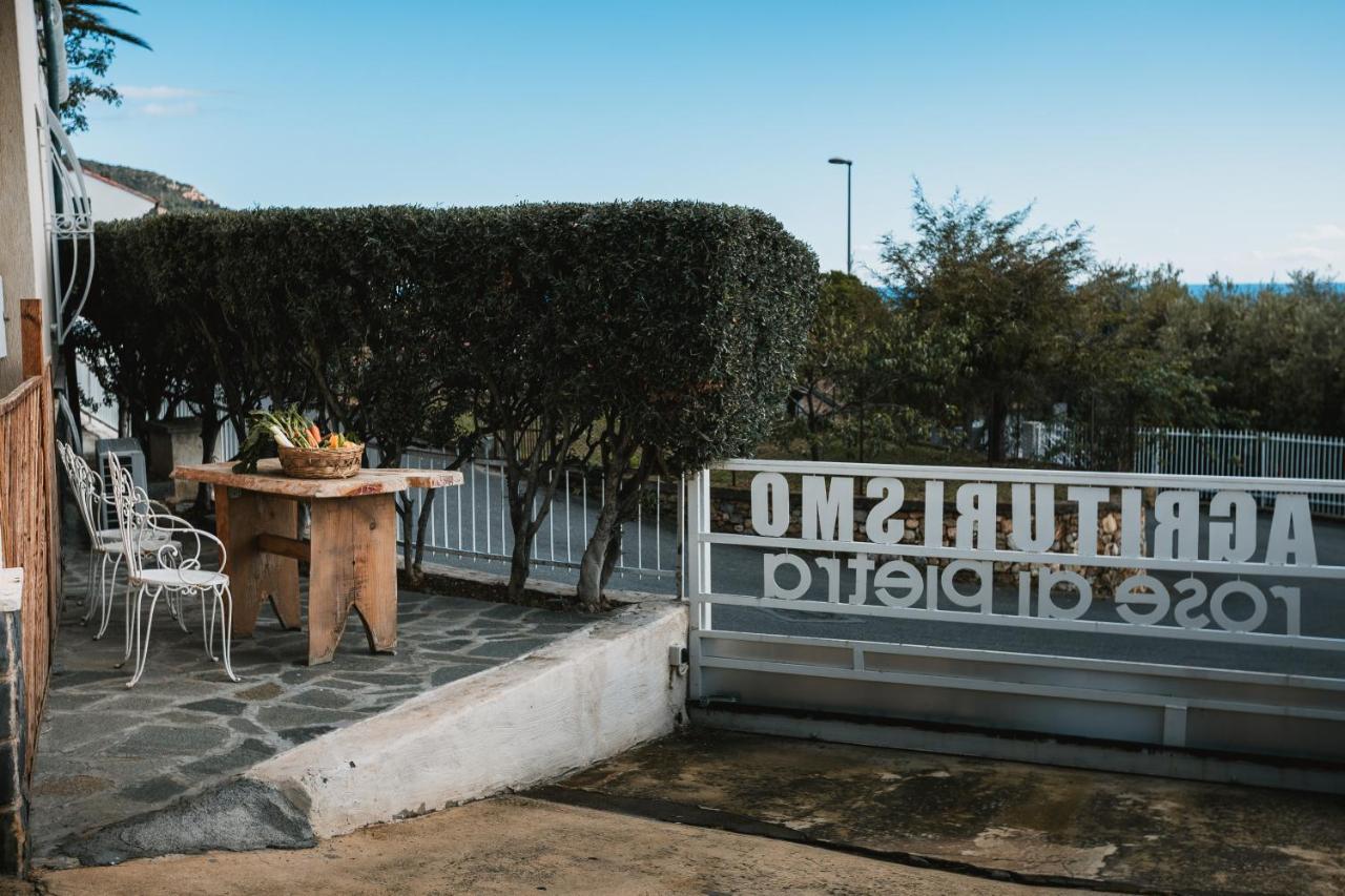 Agriturismo Rose Di Pietra Pietra Ligure Exterior foto